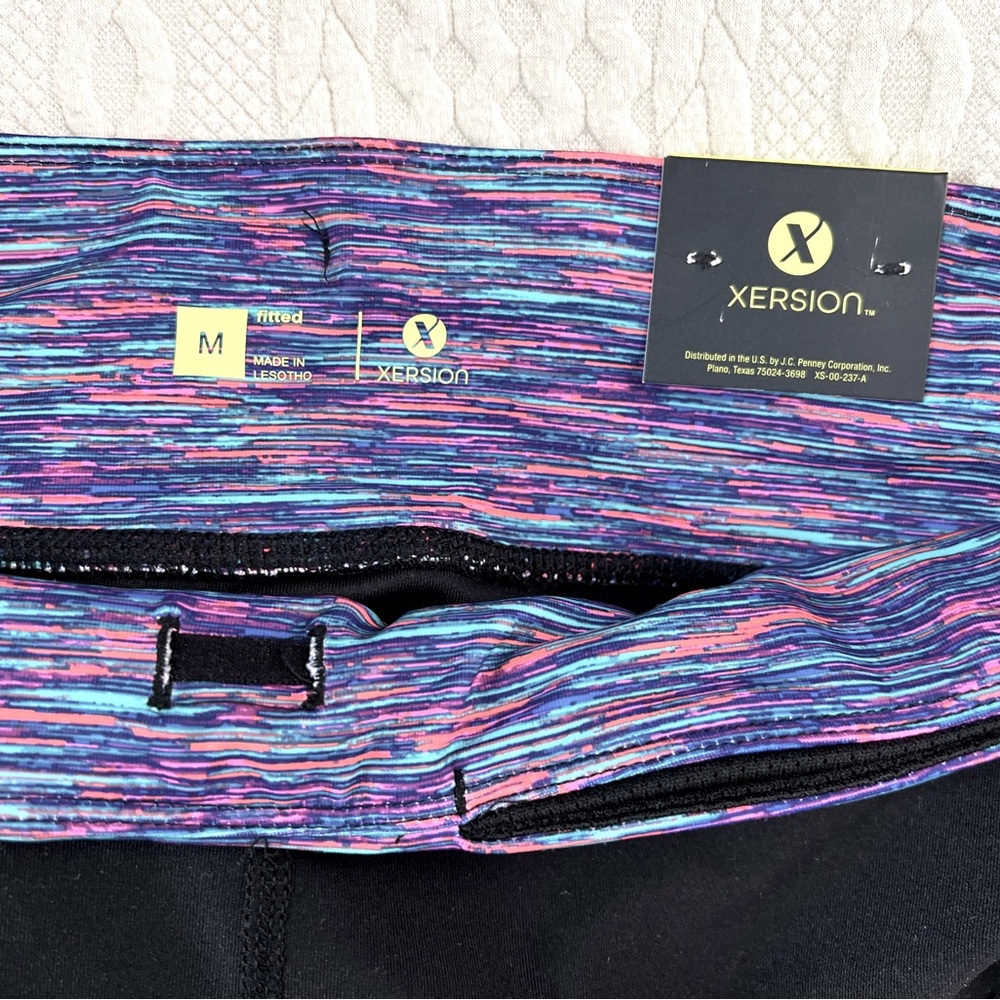 Perfect for spring! Cropped yoga pants.